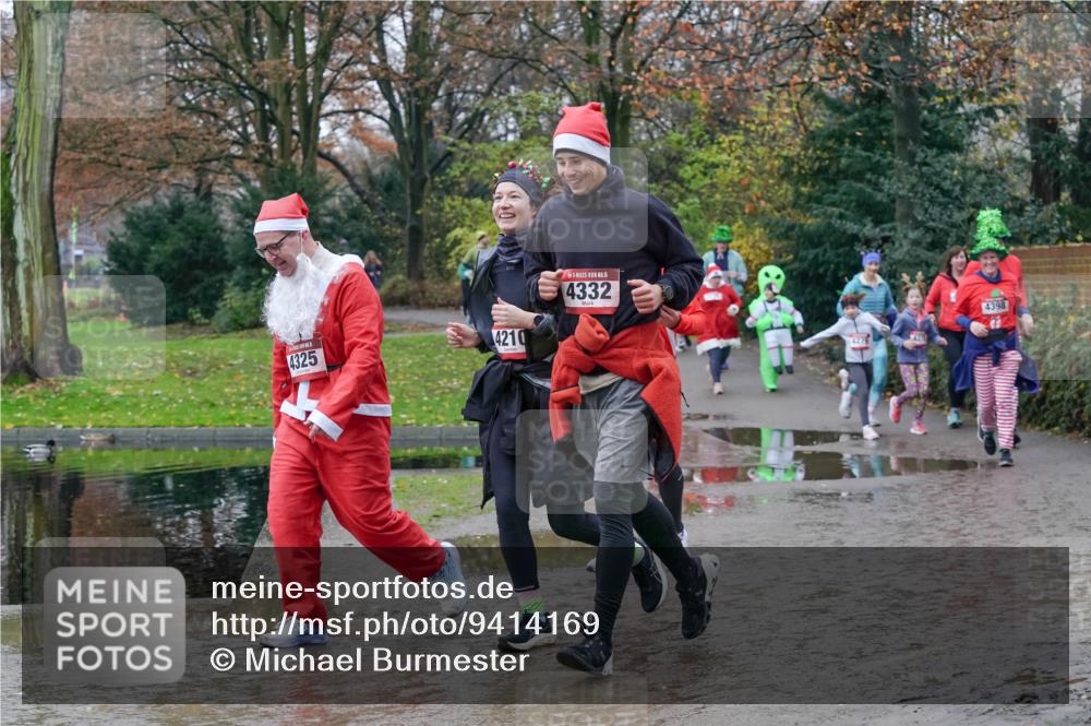 07.12.2025 - St. Pauli X-Mass-Run No. 15 Michael Burmester http://msf.ph/oto/9414169 07.12.2025 11:46:45 Laufen 4325, 4210, 15, 4332, 42, 4279, 4398 meine-sportfotos.de