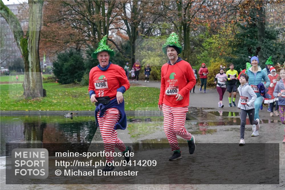 07.12.2025 - St. Pauli X-Mass-Run No. 15 Michael Burmester http://msf.ph/oto/9414209 07.12.2025 11:46:50 Laufen 110, 5, 4398, 1033, 4400, 279, 278, 22, 42 meine-sportfotos.de