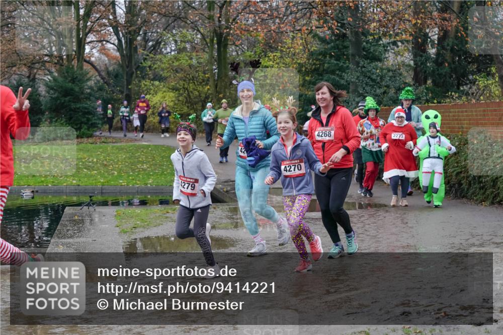 07.12.2025 - St. Pauli X-Mass-Run No. 15 Michael Burmester http://msf.ph/oto/9414221 07.12.2025 11:46:51 Laufen 4279, 4270, 4268, 2273 meine-sportfotos.de