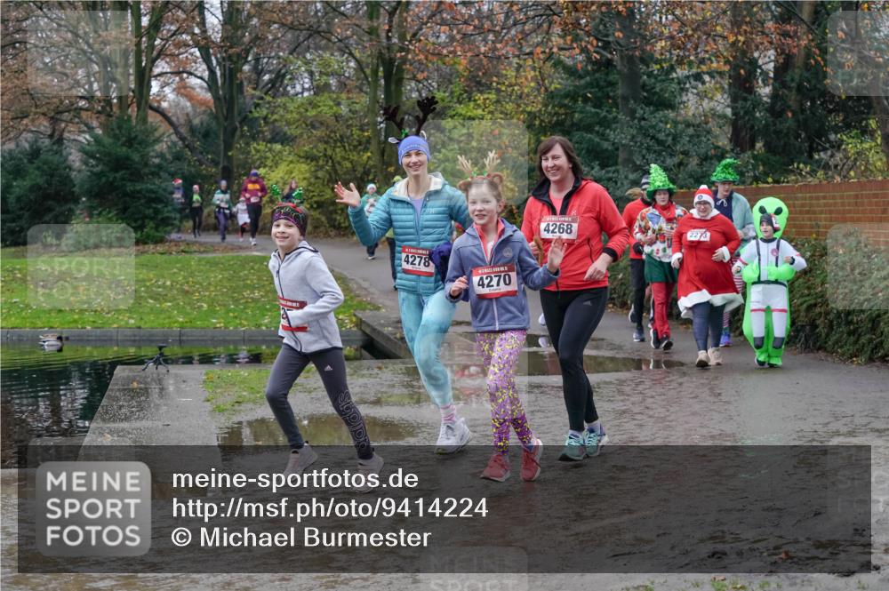 07.12.2025 - St. Pauli X-Mass-Run No. 15 Michael Burmester http://msf.ph/oto/9414224 07.12.2025 11:46:51 Laufen 4278, 4270, 4268, 2273 meine-sportfotos.de