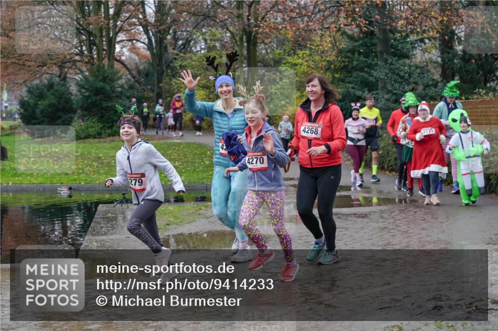 07.12.2025 - St. Pauli X-Mass-Run No. 15 Michael Burmester http://msf.ph/oto/9414233 07.12.2025 11:46:51 Laufen 15, 279, 42, 4270, 4268, 1033, 2273 meine-sportfotos.de