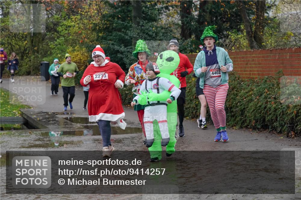 07.12.2025 - St. Pauli X-Mass-Run No. 15 Michael Burmester http://msf.ph/oto/9414257 07.12.2025 11:46:54 Laufen 22, 2273, 4402 meine-sportfotos.de