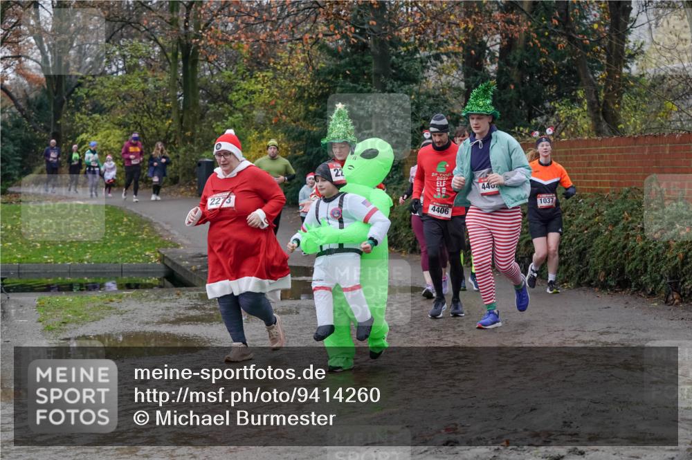 07.12.2025 - St. Pauli X-Mass-Run No. 15 Michael Burmester http://msf.ph/oto/9414260 07.12.2025 11:46:54 Laufen 2273, 4406, 440, 1037 meine-sportfotos.de