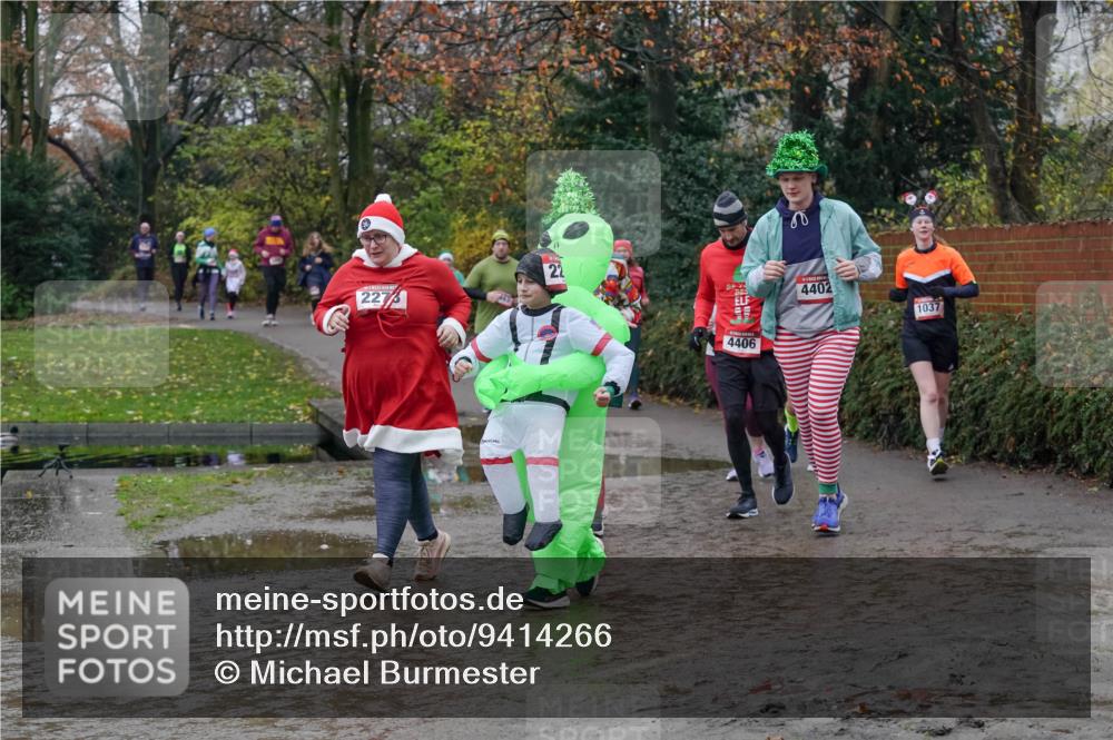 07.12.2025 - St. Pauli X-Mass-Run No. 15 Michael Burmester http://msf.ph/oto/9414266 07.12.2025 11:46:54 Laufen 22, 2275, 4406, 4402, 1037 meine-sportfotos.de