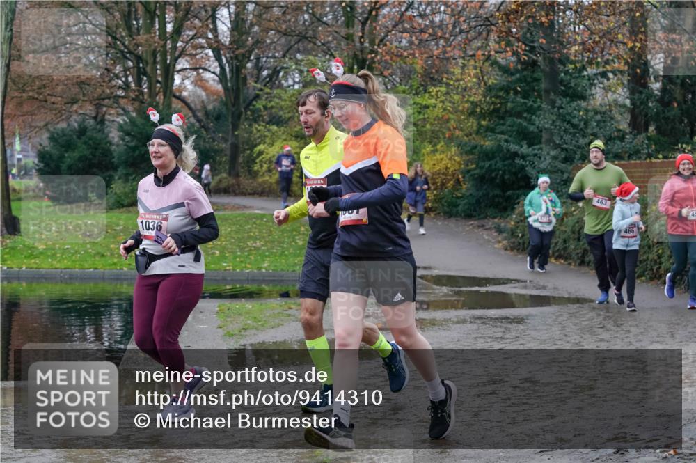 07.12.2025 - St. Pauli X-Mass-Run No. 15 Michael Burmester http://msf.ph/oto/9414310 07.12.2025 11:46:58 Laufen 5, 1036, 4713, 463, 466, 4 meine-sportfotos.de