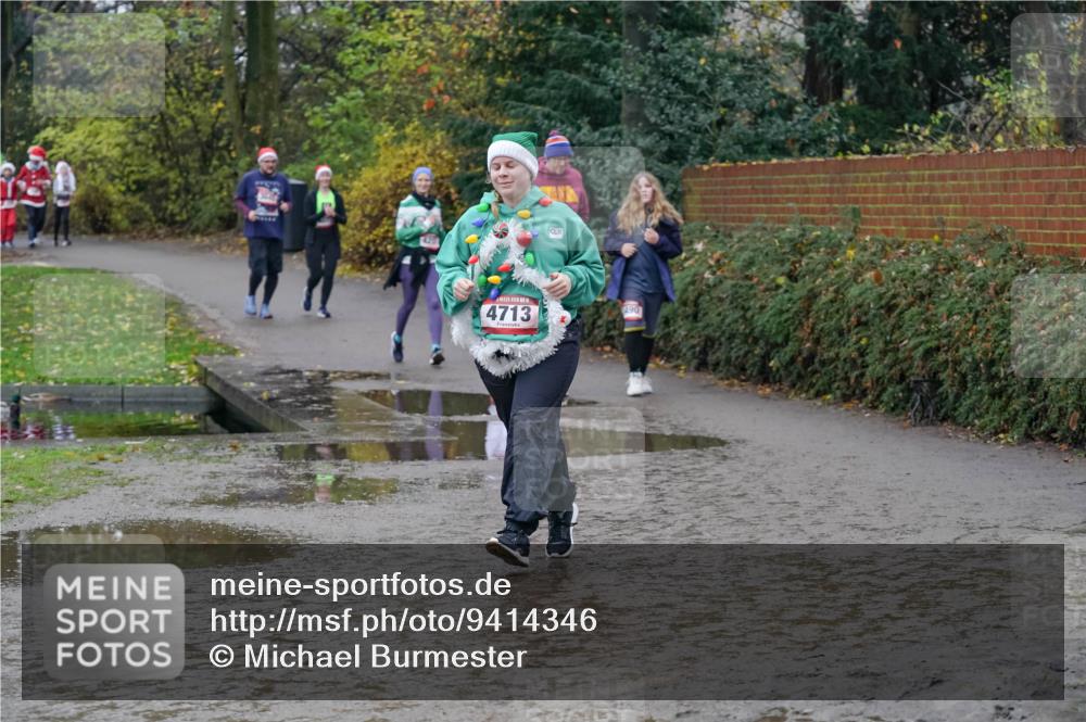 07.12.2025 - St. Pauli X-Mass-Run No. 15 Michael Burmester http://msf.ph/oto/9414346 07.12.2025 11:47:04 Laufen 15, 4713, 490 meine-sportfotos.de