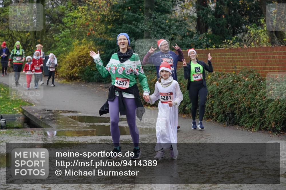 07.12.2025 - St. Pauli X-Mass-Run No. 15 Michael Burmester http://msf.ph/oto/9414389 07.12.2025 11:47:11 Laufen 5, 4257, 45, 15, 4261, 4077 meine-sportfotos.de