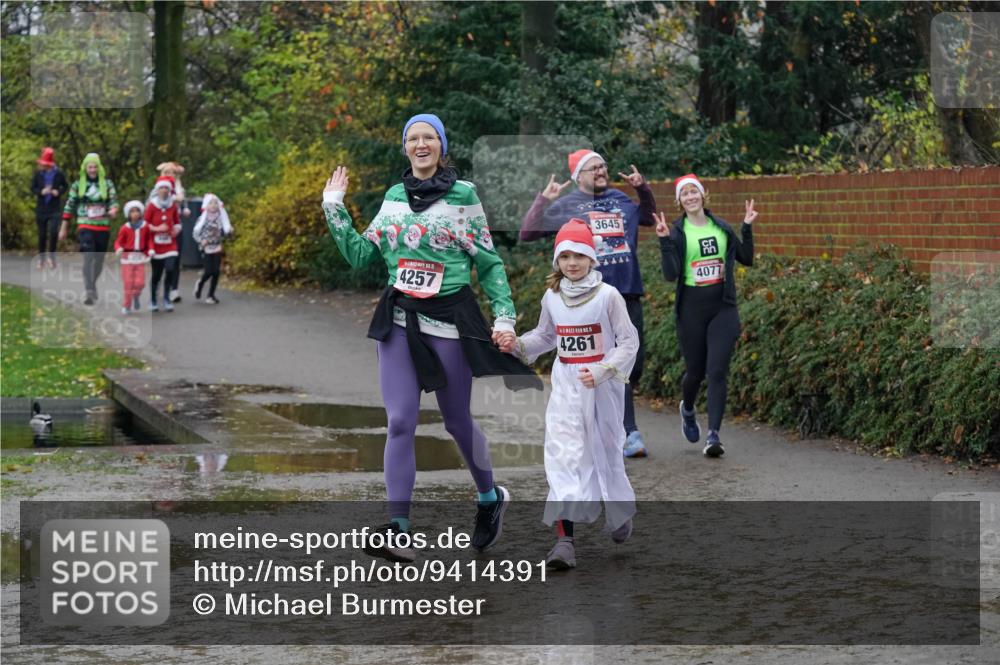07.12.2025 - St. Pauli X-Mass-Run No. 15 Michael Burmester http://msf.ph/oto/9414391 07.12.2025 11:47:11 Laufen 4257, 15, 4261, 3645, 39, 4077 meine-sportfotos.de