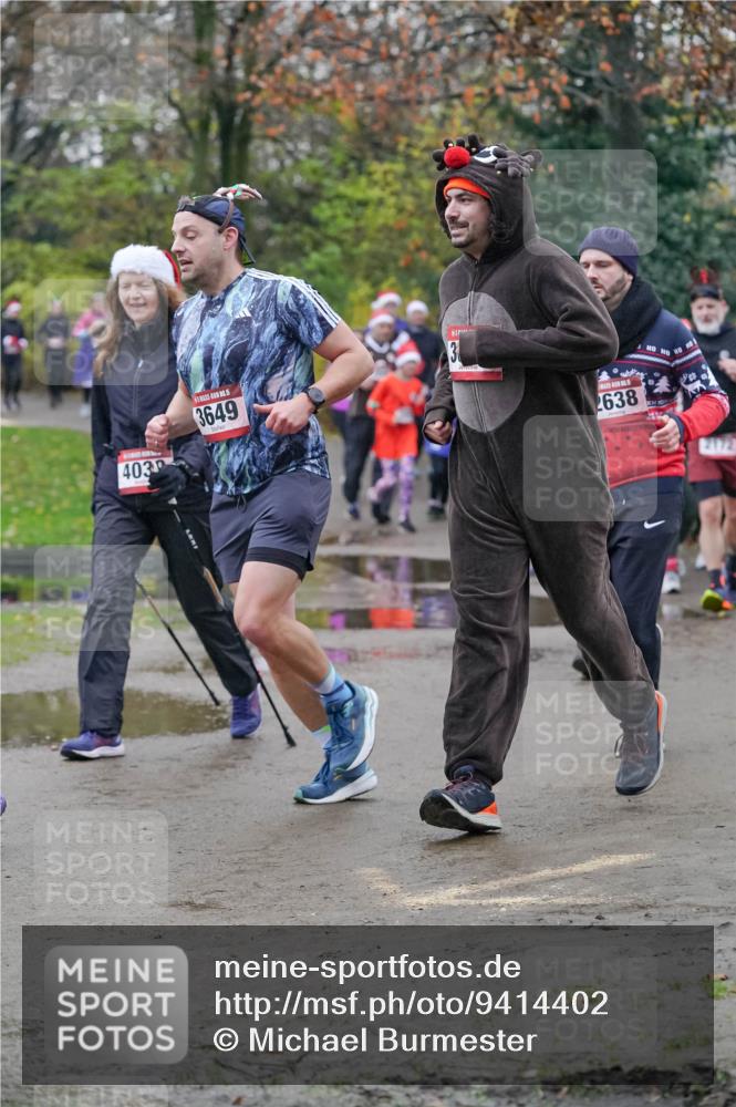 07.12.2025 - St. Pauli X-Mass-Run No. 15 Michael Burmester http://msf.ph/oto/9414402 07.12.2025 10:04:54 Laufen 403, 5, 3649, 3, 2638, 2172 meine-sportfotos.de