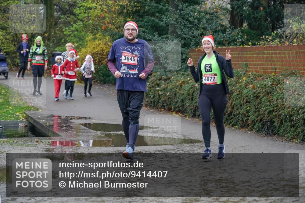 07.12.2025 - St. Pauli X-Mass-Run No. 15 Michael Burmester http://msf.ph/oto/9414407 07.12.2025 11:47:13 Laufen 454, 5, 3645, 4077 meine-sportfotos.de