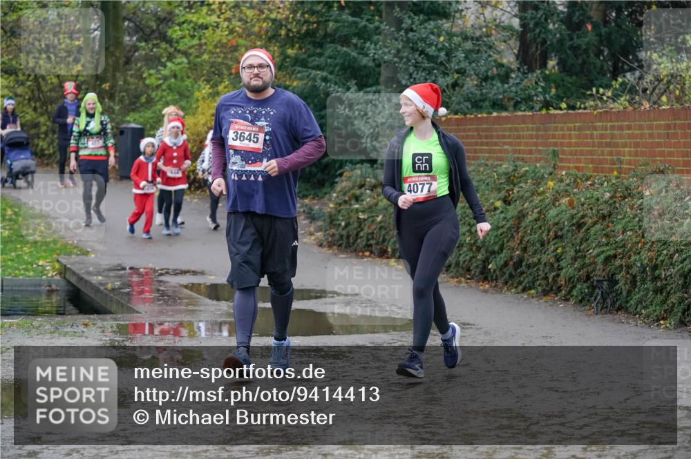 07.12.2025 - St. Pauli X-Mass-Run No. 15 Michael Burmester http://msf.ph/oto/9414413 07.12.2025 11:47:13 Laufen 5, 3645, 4077 meine-sportfotos.de