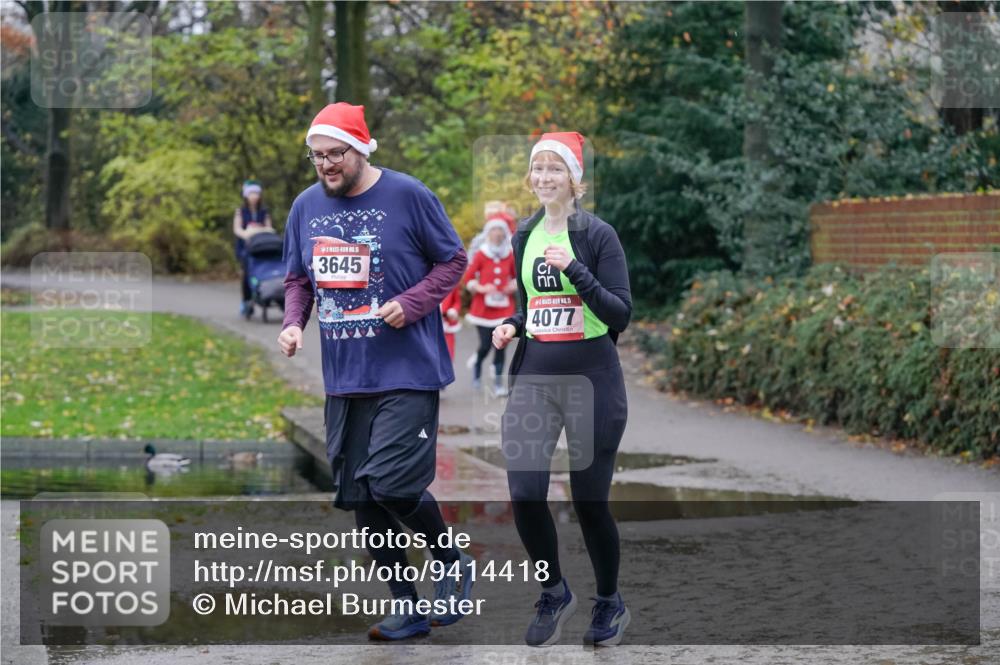 07.12.2025 - St. Pauli X-Mass-Run No. 15 Michael Burmester http://msf.ph/oto/9414418 07.12.2025 11:47:14 Laufen 15, 3645, 33, 15, 4077 meine-sportfotos.de