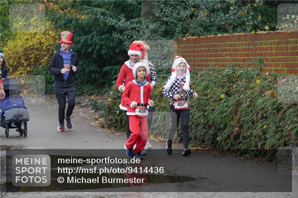 07.12.2025 - St. Pauli X-Mass-Run No. 15 Michael Burmester http://msf.ph/oto/9414436 07.12.2025 11:47:19 Laufen 690, 454, 457 meine-sportfotos.de