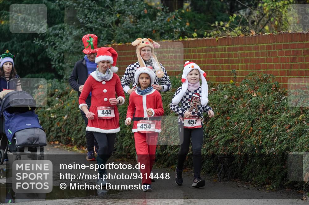 07.12.2025 - St. Pauli X-Mass-Run No. 15 Michael Burmester http://msf.ph/oto/9414448 07.12.2025 11:47:21 Laufen 5, 444, 15, 454, 451 meine-sportfotos.de