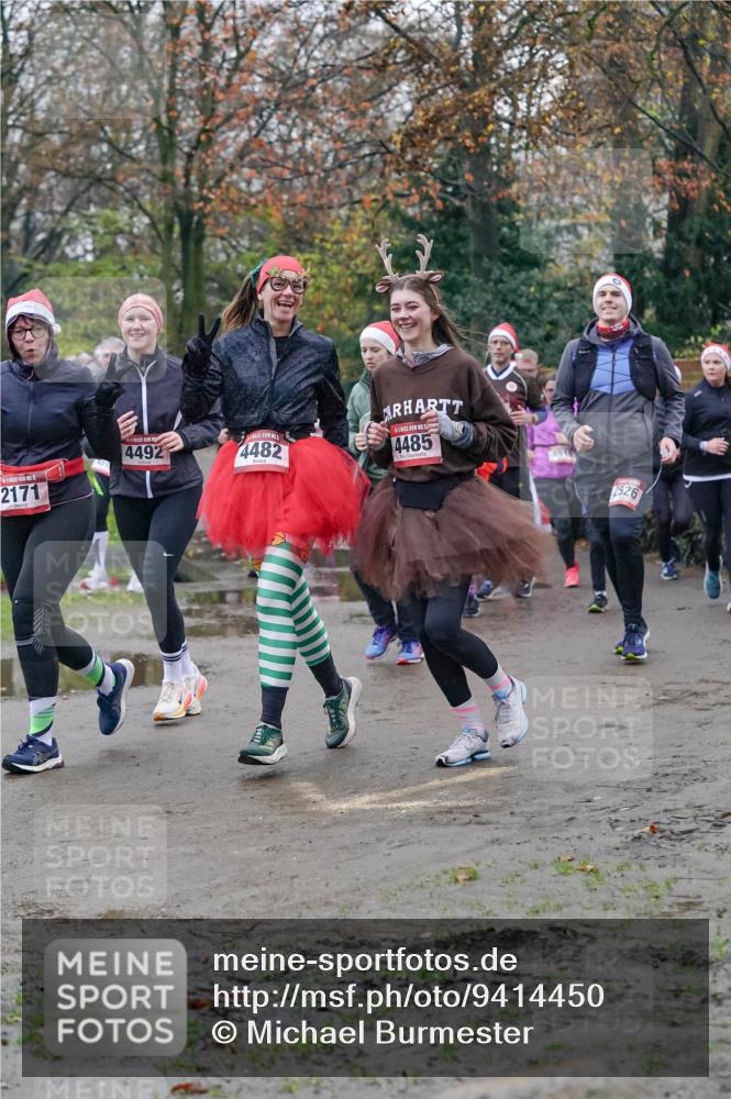 07.12.2025 - St. Pauli X-Mass-Run No. 15 Michael Burmester http://msf.ph/oto/9414450 07.12.2025 10:05:00 Laufen 2171, 4492, 4482, 4485, 2526 meine-sportfotos.de