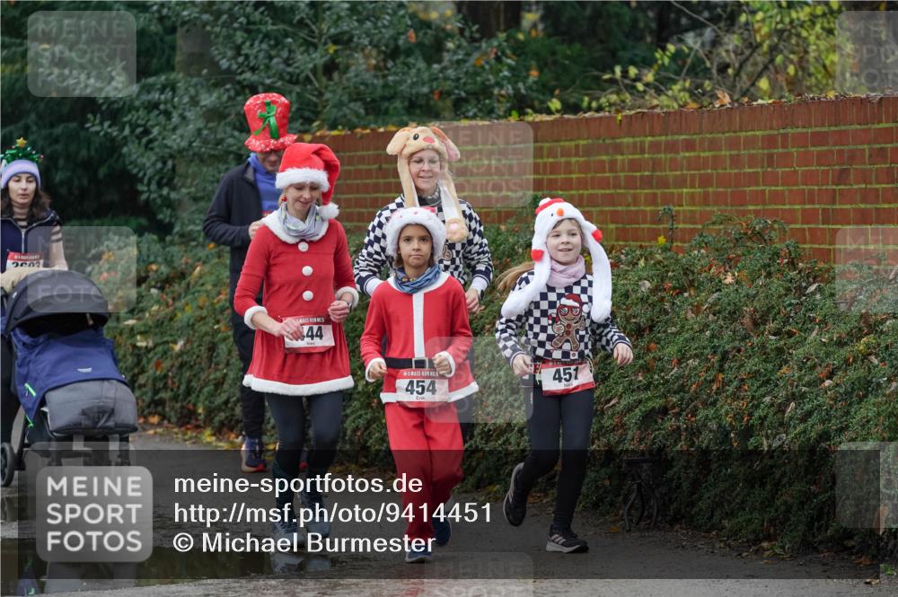 07.12.2025 - St. Pauli X-Mass-Run No. 15 Michael Burmester http://msf.ph/oto/9414451 07.12.2025 11:47:21 Laufen 2602, 5, 44, 454, 451 meine-sportfotos.de