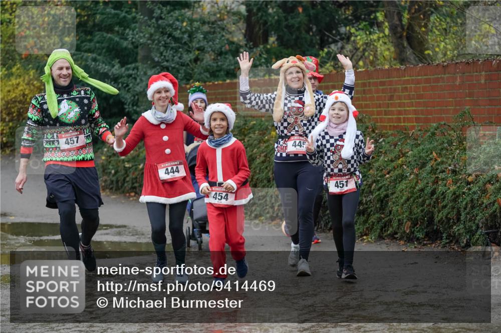 07.12.2025 - St. Pauli X-Mass-Run No. 15 Michael Burmester http://msf.ph/oto/9414469 07.12.2025 11:47:23 Laufen 5, 457, 5, 444, 454, 445, 451 meine-sportfotos.de