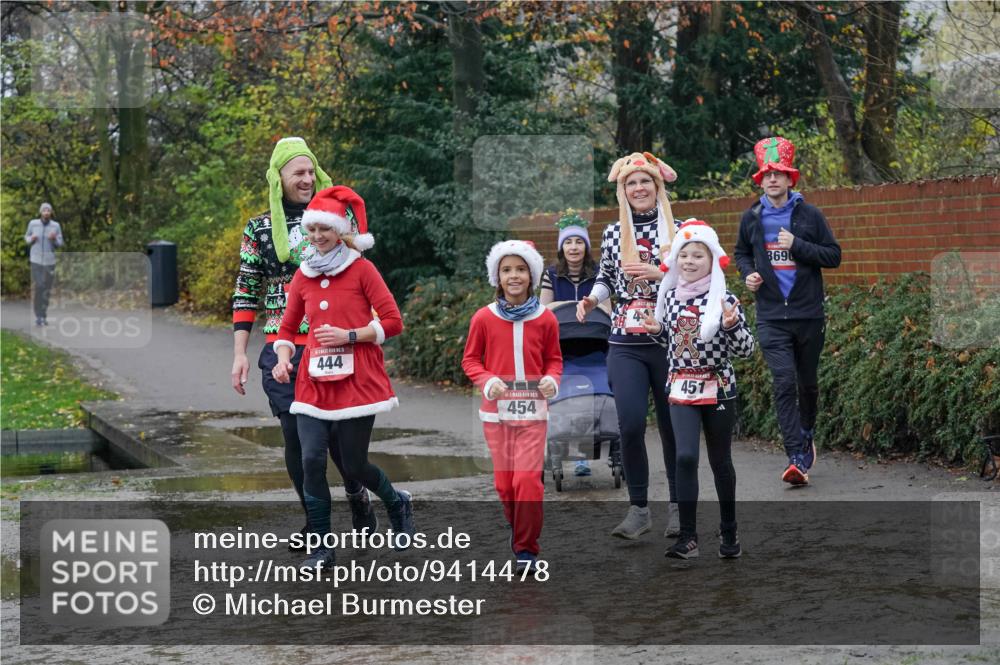 07.12.2025 - St. Pauli X-Mass-Run No. 15 Michael Burmester http://msf.ph/oto/9414478 07.12.2025 11:47:24 Laufen 444, 454, 451, 3690 meine-sportfotos.de