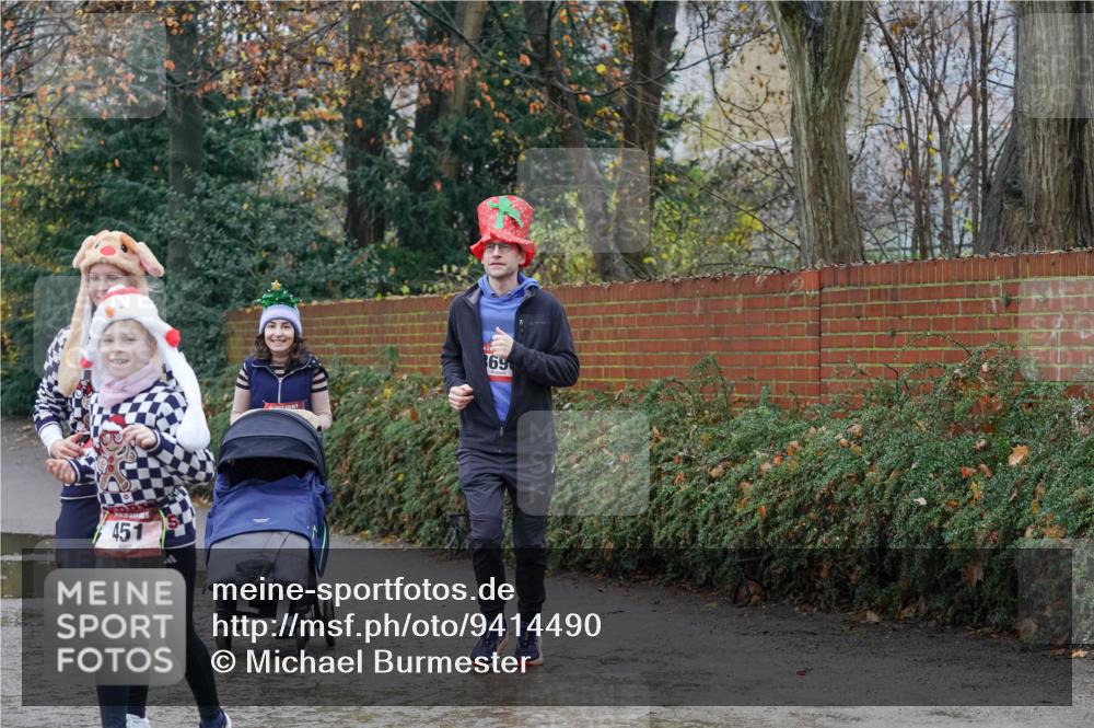 07.12.2025 - St. Pauli X-Mass-Run No. 15 Michael Burmester http://msf.ph/oto/9414490 07.12.2025 11:47:26 Laufen 451, 69 meine-sportfotos.de