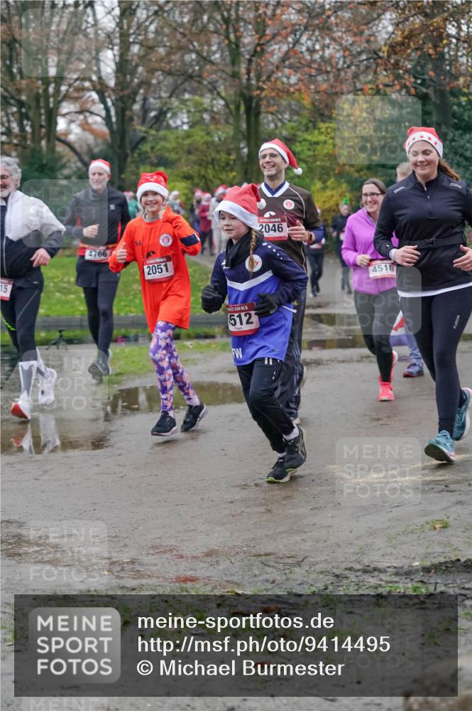 07.12.2025 - St. Pauli X-Mass-Run No. 15 Michael Burmester http://msf.ph/oto/9414495 07.12.2025 10:05:02 Laufen 15, 4766, 2051, 2046, 15, 512, 4516 meine-sportfotos.de