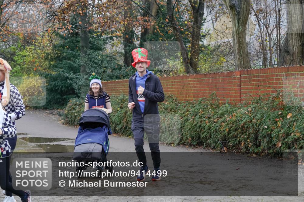 07.12.2025 - St. Pauli X-Mass-Run No. 15 Michael Burmester http://msf.ph/oto/9414499 07.12.2025 11:47:27 Laufen 869 meine-sportfotos.de