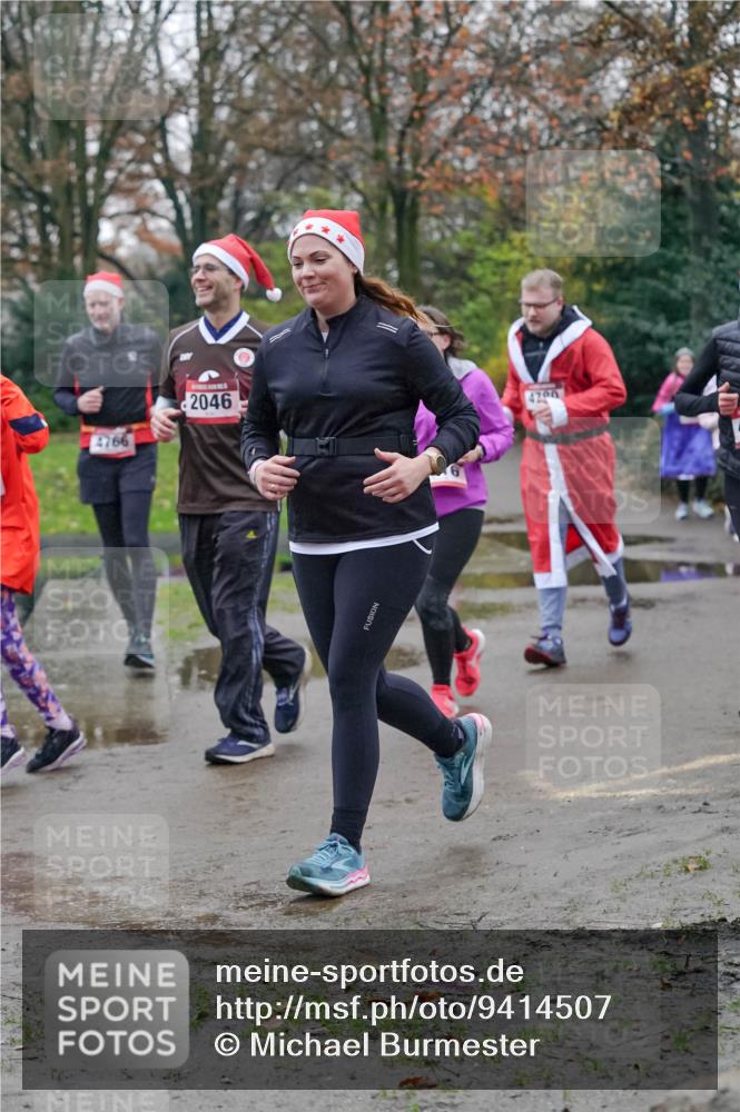 07.12.2025 - St. Pauli X-Mass-Run No. 15 Michael Burmester http://msf.ph/oto/9414507 07.12.2025 10:05:03 Laufen 4766, 2046, 4700 meine-sportfotos.de