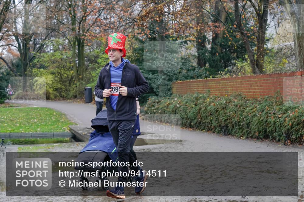 07.12.2025 - St. Pauli X-Mass-Run No. 15 Michael Burmester http://msf.ph/oto/9414511 07.12.2025 11:47:28 Laufen 690 meine-sportfotos.de