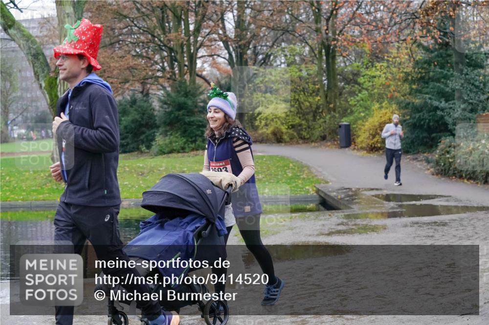 07.12.2025 - St. Pauli X-Mass-Run No. 15 Michael Burmester http://msf.ph/oto/9414520 07.12.2025 11:47:29 Laufen  meine-sportfotos.de