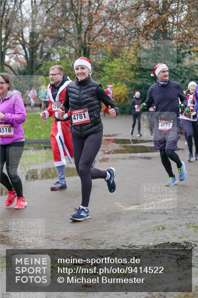 07.12.2025 - St. Pauli X-Mass-Run No. 15 Michael Burmester http://msf.ph/oto/9414522 07.12.2025 10:05:04 Laufen 4516, 4780, 15, 4781, 4771 meine-sportfotos.de