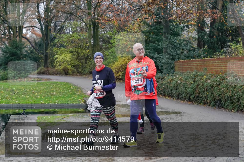 07.12.2025 - St. Pauli X-Mass-Run No. 15 Michael Burmester http://msf.ph/oto/9414579 07.12.2025 11:48:21 Laufen 2093, 1259 meine-sportfotos.de