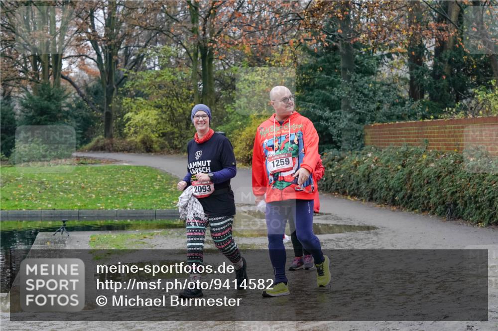 07.12.2025 - St. Pauli X-Mass-Run No. 15 Michael Burmester http://msf.ph/oto/9414582 07.12.2025 11:48:21 Laufen 2093, 1259 meine-sportfotos.de