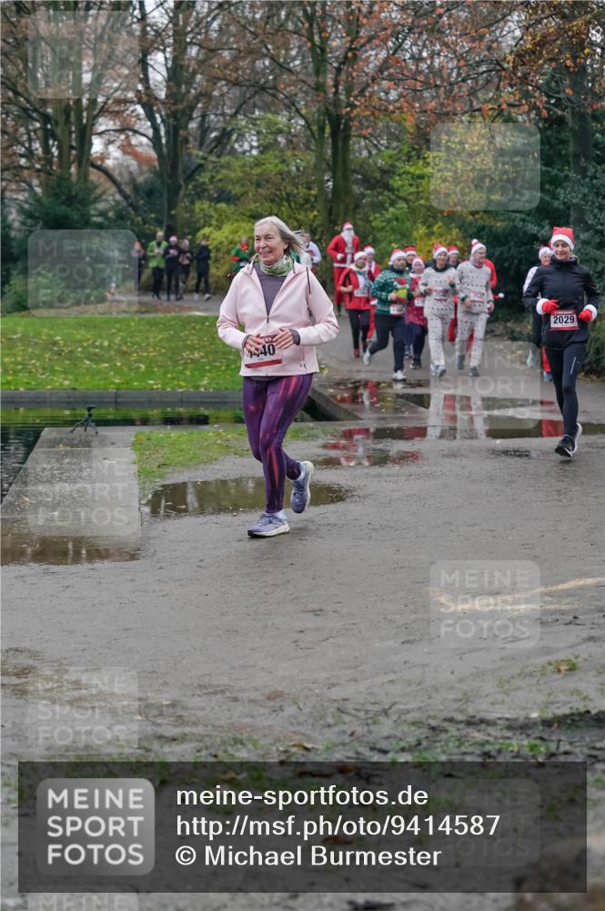 07.12.2025 - St. Pauli X-Mass-Run No. 15 Michael Burmester http://msf.ph/oto/9414587 07.12.2025 10:05:08 Laufen 40, 2029 meine-sportfotos.de