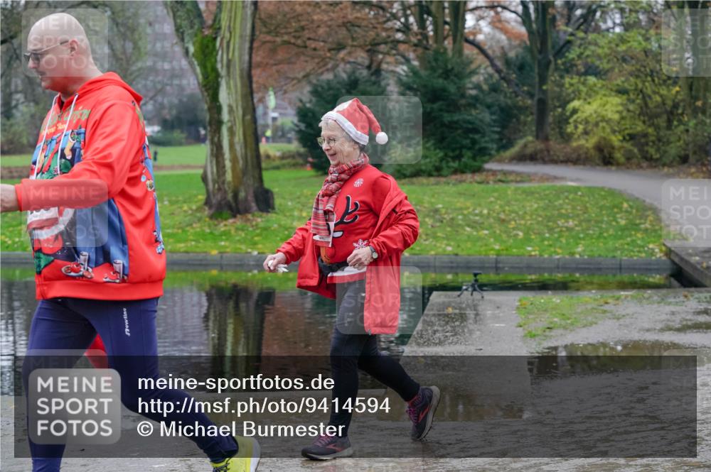 07.12.2025 - St. Pauli X-Mass-Run No. 15 Michael Burmester http://msf.ph/oto/9414594 07.12.2025 11:48:24 Laufen  meine-sportfotos.de