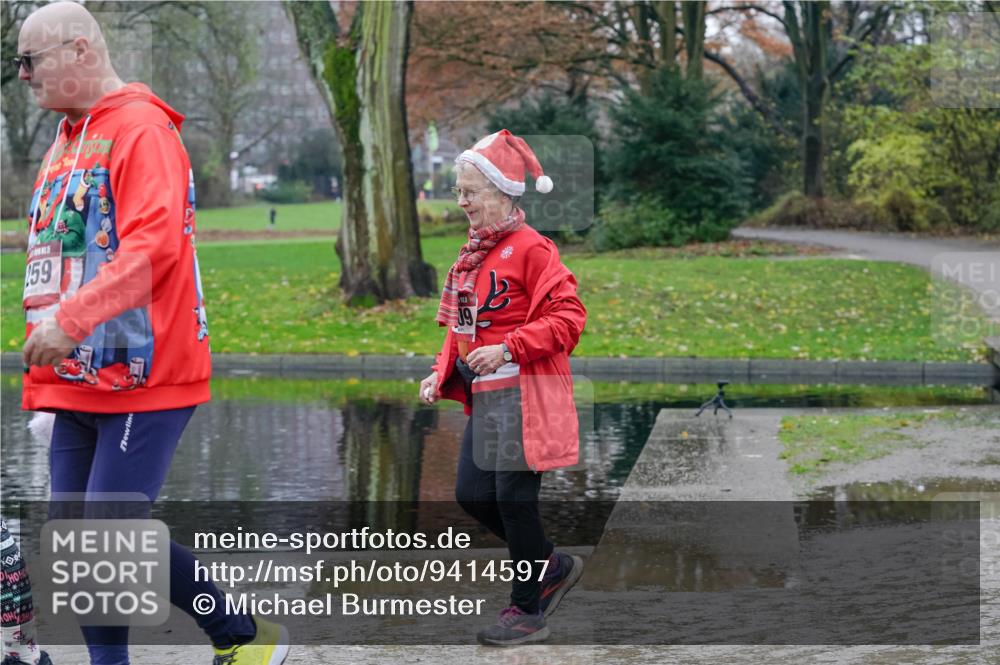 07.12.2025 - St. Pauli X-Mass-Run No. 15 Michael Burmester http://msf.ph/oto/9414597 07.12.2025 11:48:24 Laufen 159, 19 meine-sportfotos.de