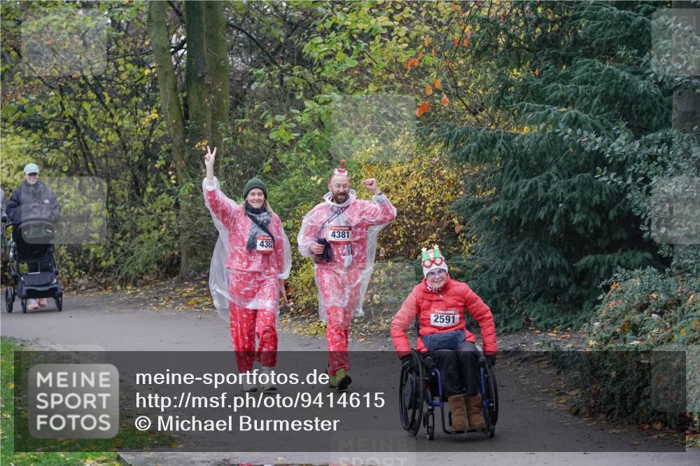 07.12.2025 - St. Pauli X-Mass-Run No. 15 Michael Burmester http://msf.ph/oto/9414615 07.12.2025 11:49:20 Laufen 4382, 4381, 2591 meine-sportfotos.de