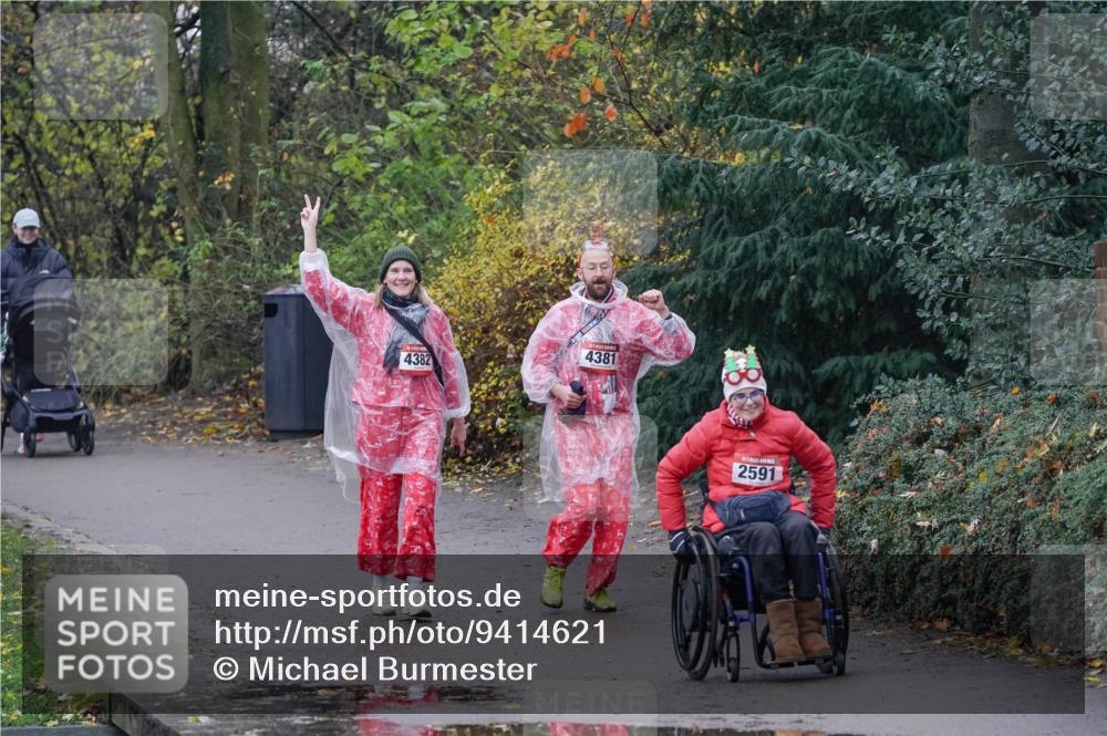 07.12.2025 - St. Pauli X-Mass-Run No. 15 Michael Burmester http://msf.ph/oto/9414621 07.12.2025 11:49:21 Laufen 4382, 4381, 2591 meine-sportfotos.de