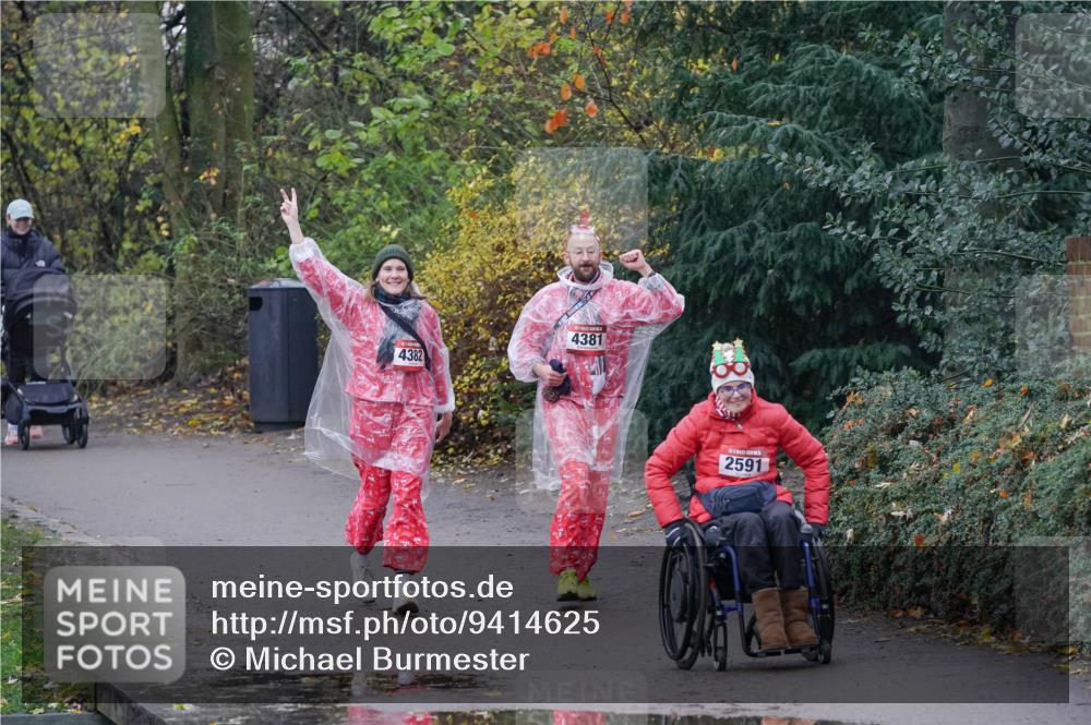 07.12.2025 - St. Pauli X-Mass-Run No. 15 Michael Burmester http://msf.ph/oto/9414625 07.12.2025 11:49:21 Laufen 4382, 4381, 2591 meine-sportfotos.de