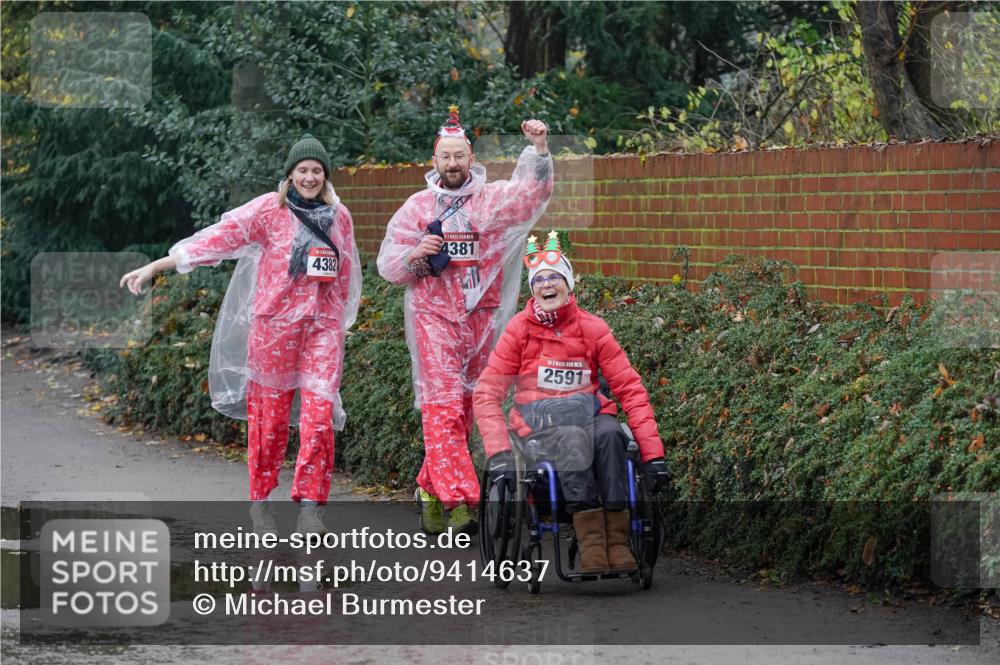 07.12.2025 - St. Pauli X-Mass-Run No. 15 Michael Burmester http://msf.ph/oto/9414637 07.12.2025 11:49:26 Laufen 4382, 4381, 2591 meine-sportfotos.de