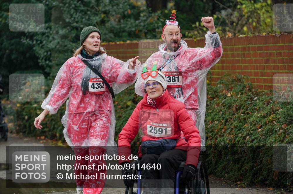 07.12.2025 - St. Pauli X-Mass-Run No. 15 Michael Burmester http://msf.ph/oto/9414640 07.12.2025 11:49:30 Laufen 4382, 15, 381, 5, 2591 meine-sportfotos.de