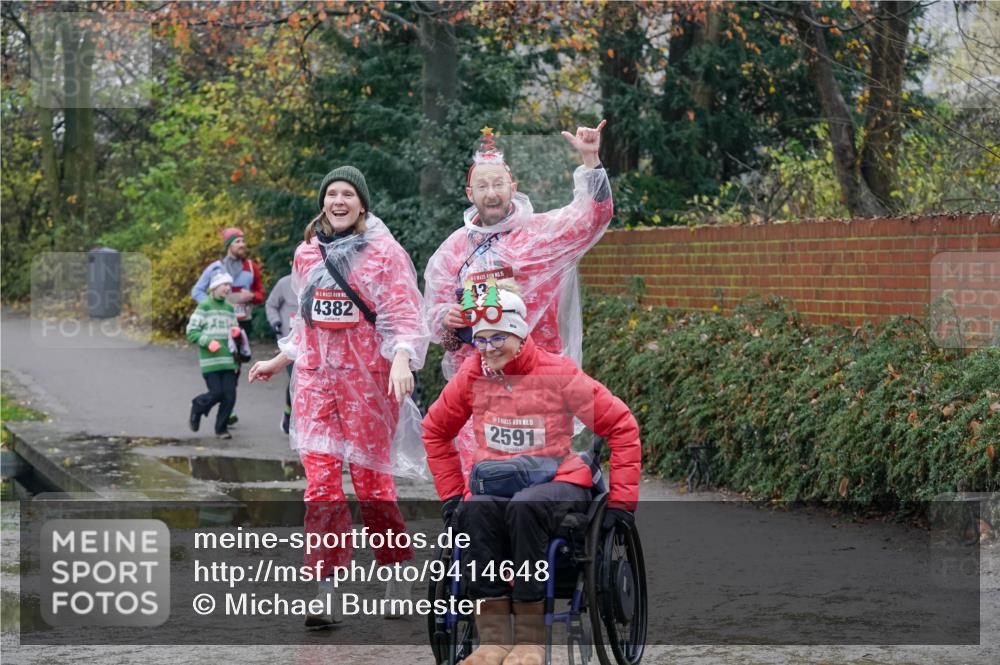 07.12.2025 - St. Pauli X-Mass-Run No. 15 Michael Burmester http://msf.ph/oto/9414648 07.12.2025 11:49:31 Laufen 4382, 15, 15, 2591 meine-sportfotos.de