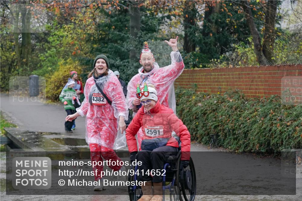 07.12.2025 - St. Pauli X-Mass-Run No. 15 Michael Burmester http://msf.ph/oto/9414652 07.12.2025 11:49:31 Laufen 4382, 5, 2591 meine-sportfotos.de
