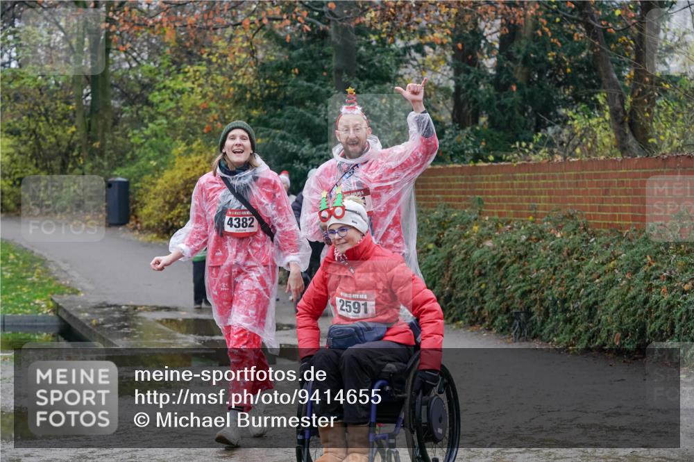 07.12.2025 - St. Pauli X-Mass-Run No. 15 Michael Burmester http://msf.ph/oto/9414655 07.12.2025 11:49:32 Laufen 4382, 15, 2591 meine-sportfotos.de