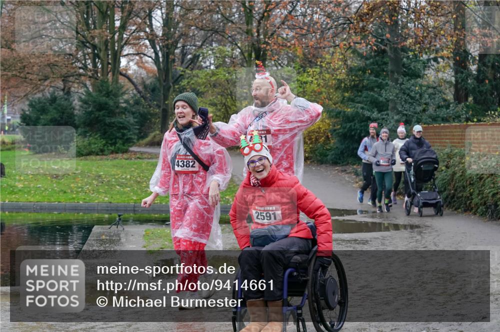 07.12.2025 - St. Pauli X-Mass-Run No. 15 Michael Burmester http://msf.ph/oto/9414661 07.12.2025 11:49:33 Laufen 4382, 31, 2591, 3866 meine-sportfotos.de