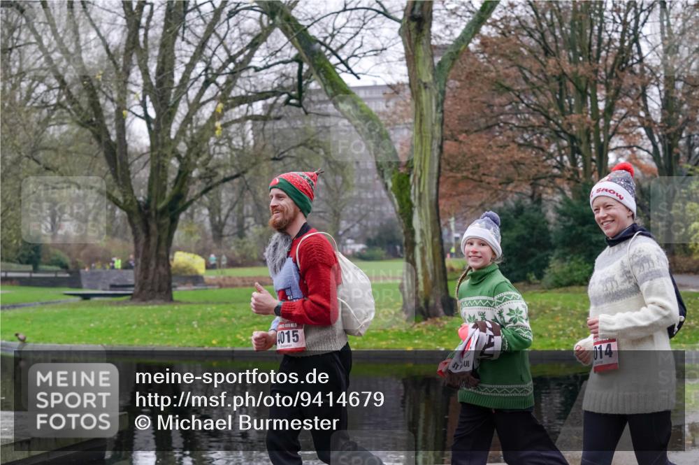 07.12.2025 - St. Pauli X-Mass-Run No. 15 Michael Burmester http://msf.ph/oto/9414679 07.12.2025 11:49:43 Laufen 4015, 014 meine-sportfotos.de