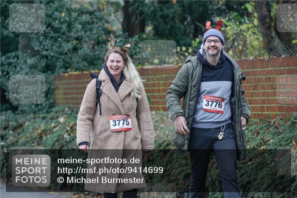 07.12.2025 - St. Pauli X-Mass-Run No. 15 Michael Burmester http://msf.ph/oto/9414699 07.12.2025 11:52:07 Laufen 3775, 15, 3776 meine-sportfotos.de