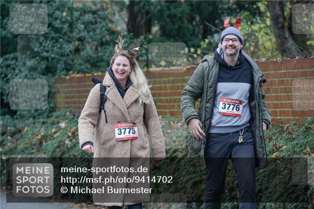 07.12.2025 - St. Pauli X-Mass-Run No. 15 Michael Burmester http://msf.ph/oto/9414702 07.12.2025 11:52:08 Laufen 5, 3775, 15, 3776 meine-sportfotos.de
