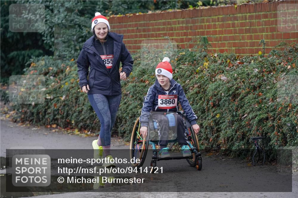 07.12.2025 - St. Pauli X-Mass-Run No. 15 Michael Burmester http://msf.ph/oto/9414721 07.12.2025 11:53:47 Laufen 15, 855, 5, 3860 meine-sportfotos.de