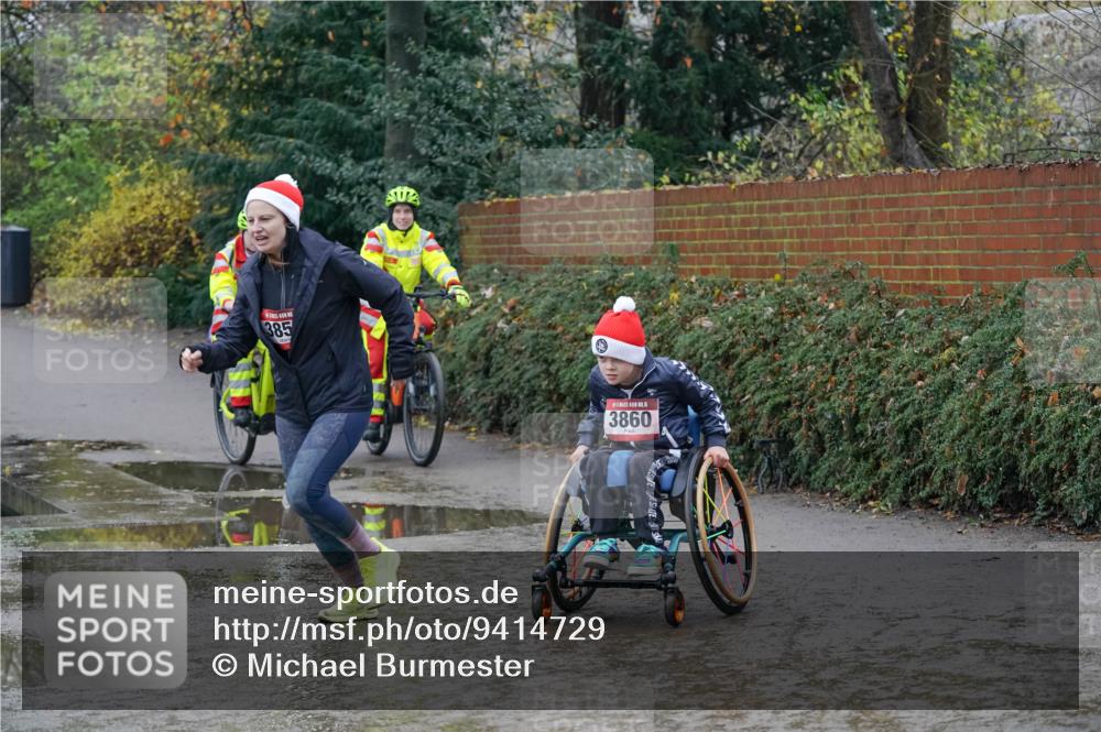 07.12.2025 - St. Pauli X-Mass-Run No. 15 Michael Burmester http://msf.ph/oto/9414729 07.12.2025 11:53:50 Laufen 385, 3860 meine-sportfotos.de