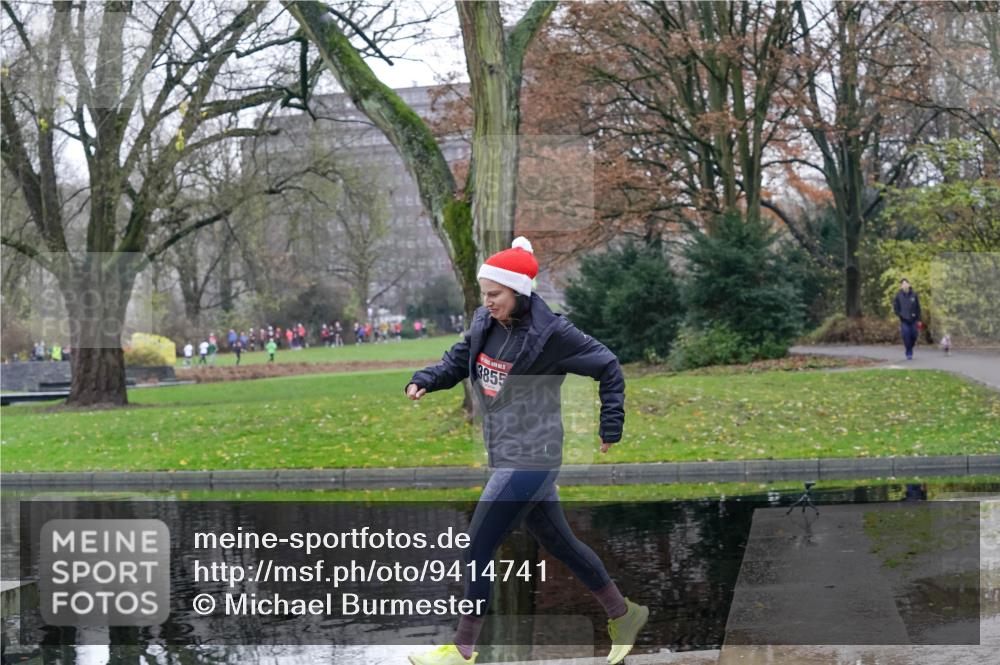 07.12.2025 - St. Pauli X-Mass-Run No. 15 Michael Burmester http://msf.ph/oto/9414741 07.12.2025 11:53:52 Laufen 3855 meine-sportfotos.de