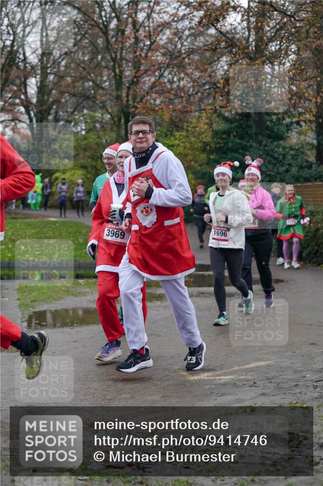 07.12.2025 - St. Pauli X-Mass-Run No. 15 Michael Burmester http://msf.ph/oto/9414746 07.12.2025 10:05:21 Laufen 3969, 1696 meine-sportfotos.de